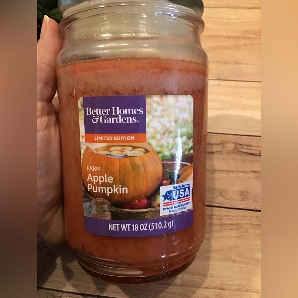 Better homes & gardens limited edition farm apple pumpkin 18 oz